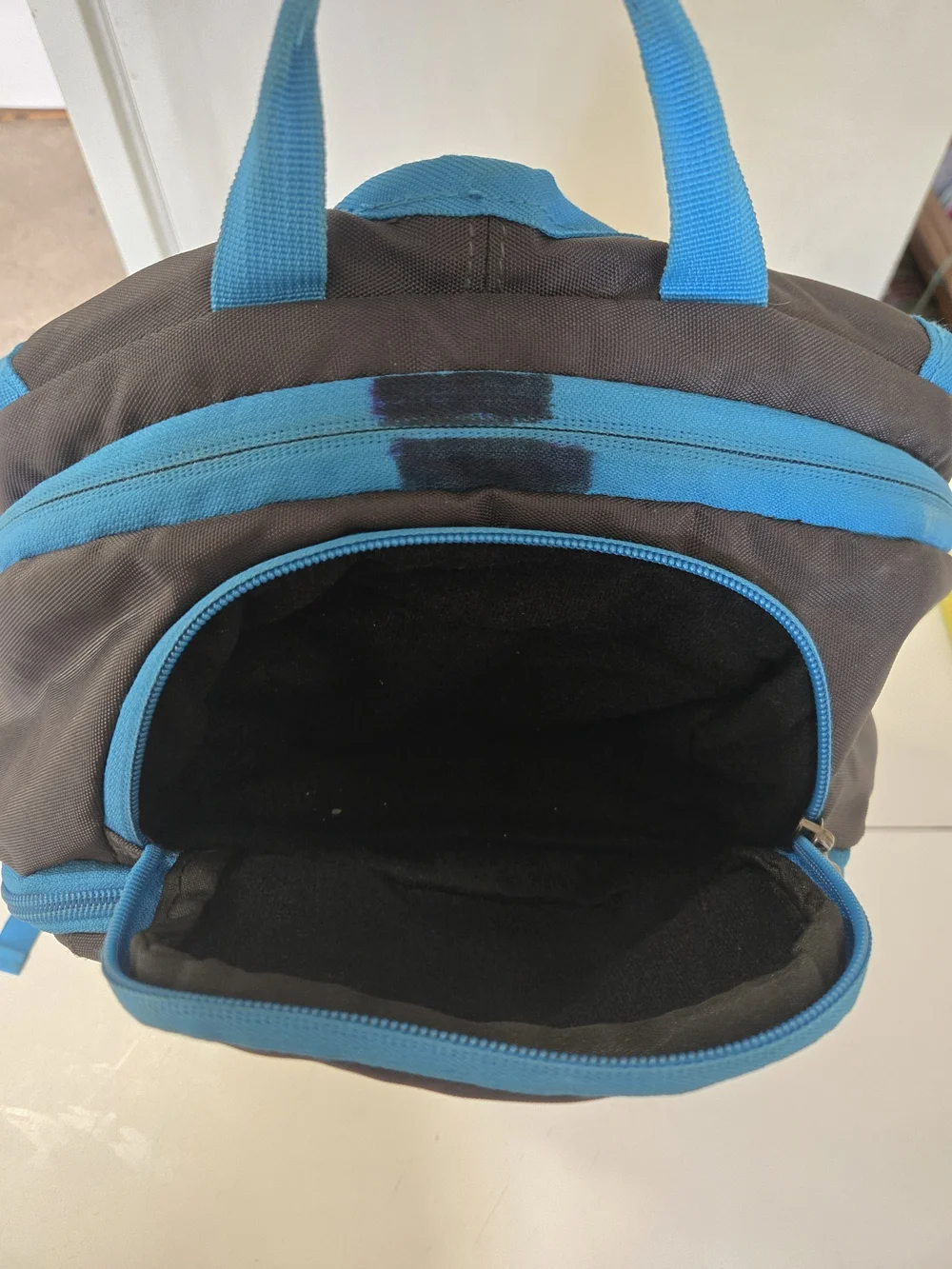 BONDKA 0215-155856 TP-BK-03006-002Content 100% Polyester Backpack